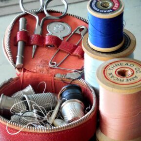 sewing, notions, fashion-907803.jpg
