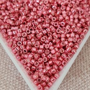 Delica 11/0, Galvanized Dark Coral DB0420, 5gms