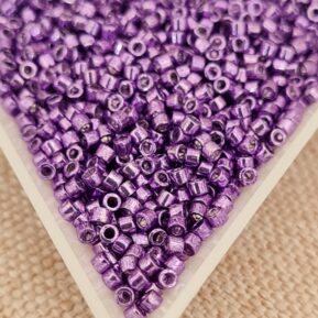 Delica 11/0, Galvanized Dark Lilac DB0430, 5gms