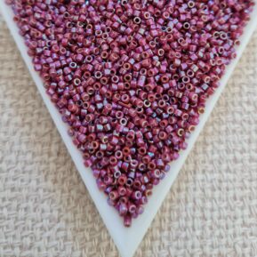 Delica 11/0, Metallic Raspberry Gold Iris DB1015, 5gms