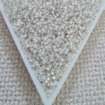 Delica 11/0, Gilt Lined White Opal DB0221, 5gms