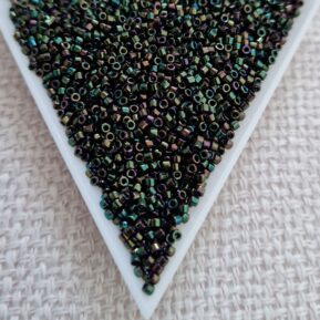 Delica 11/0, Green Iris DB0003, 5gms