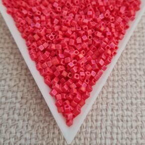 1.8mm Cube, Opaque Red AB Matted SB0707FR, 5gms