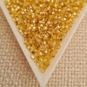 1.8mm Cube, Silver Lined Gold SB0003, 5gms