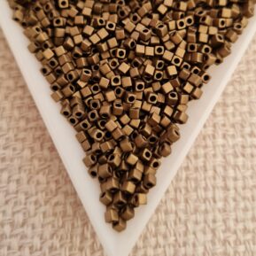 1.8mm Cube, Matted Metallic Dark Bronze SB2006