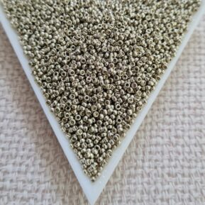 Seed bead 15/0, Duracoat Galvanized Light Pewter, color 4221, 5gms