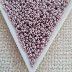 Seed bead 11/0, Mauve Luster, color 437, 5gms