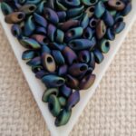 Long Magatama 4x7mm, Matte Purple Iris, 5gms