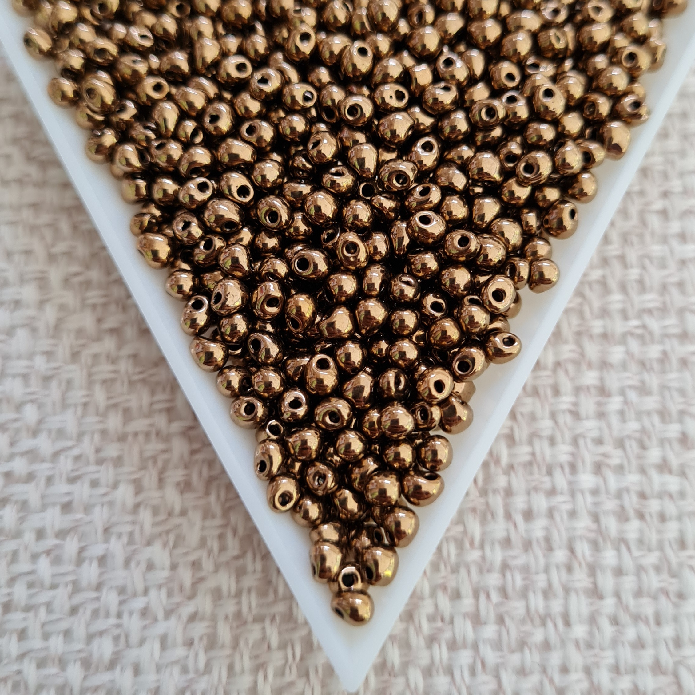 Drop beads 2.8mm, Metallic Dark Bronze, 5gms