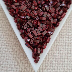 HTL 5x2.3x1.9mm, Picasso Opaque Red, col. HTL4521, 5gms