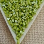 Half tila 5x2.3x1.9mm, Opaque Chartreuse Luster, col. HTL0439, 5gms