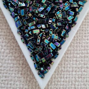 Half tila 5x2.3x1.9mm, Medium Blue Iris, col. HTL455, 5gms